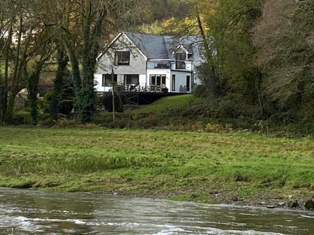 Riverside Stay Gunnislake 外观 照片